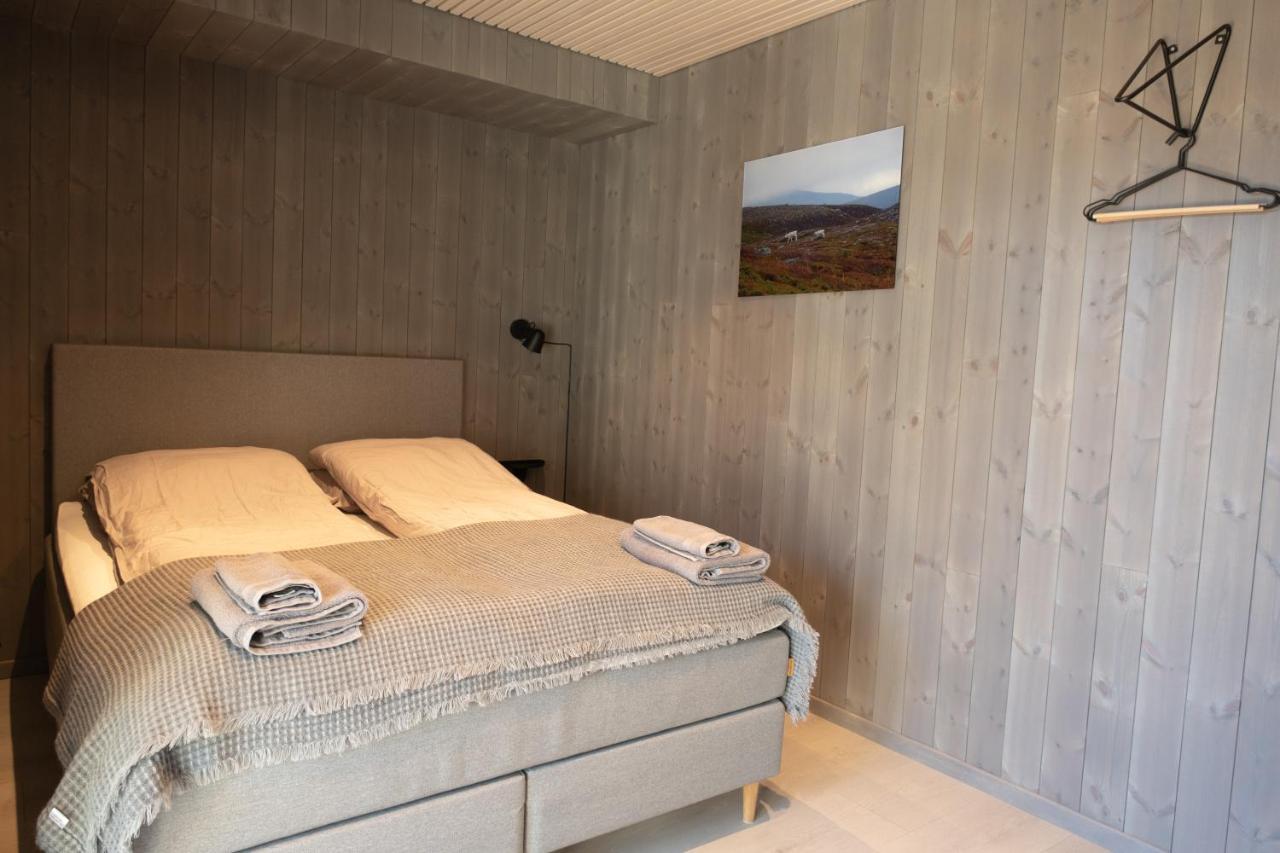 Modern Apartment In Henningsvaer Exterior photo
